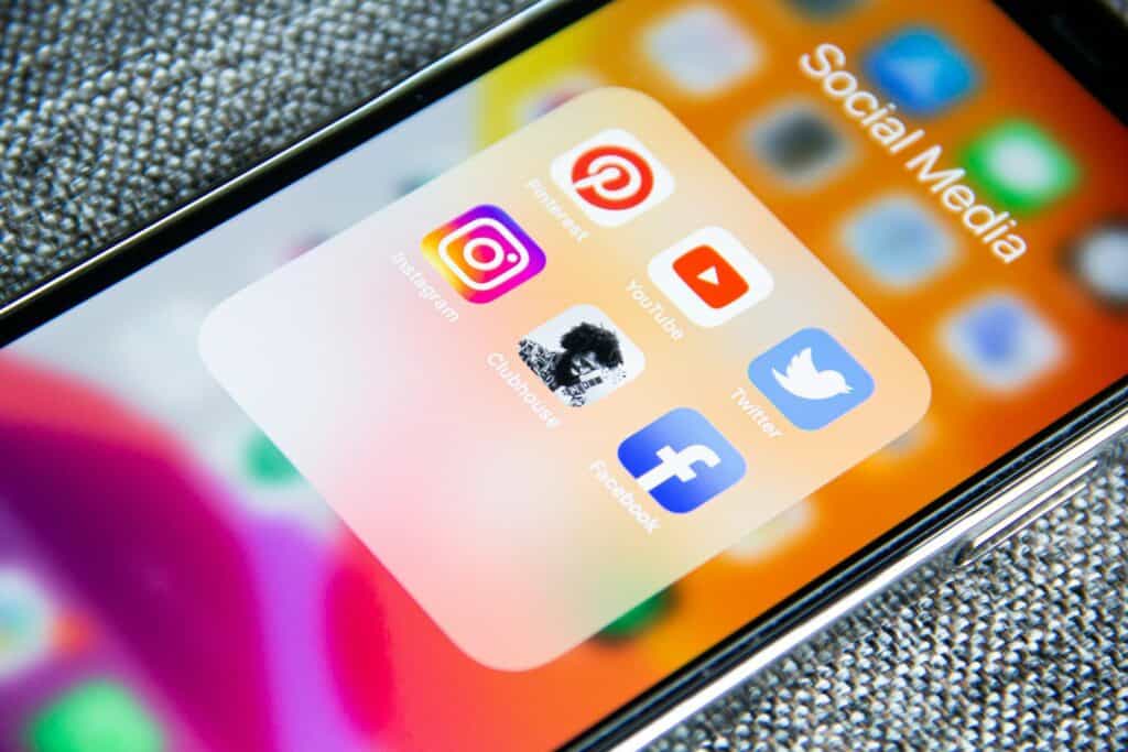 social media brand authority
